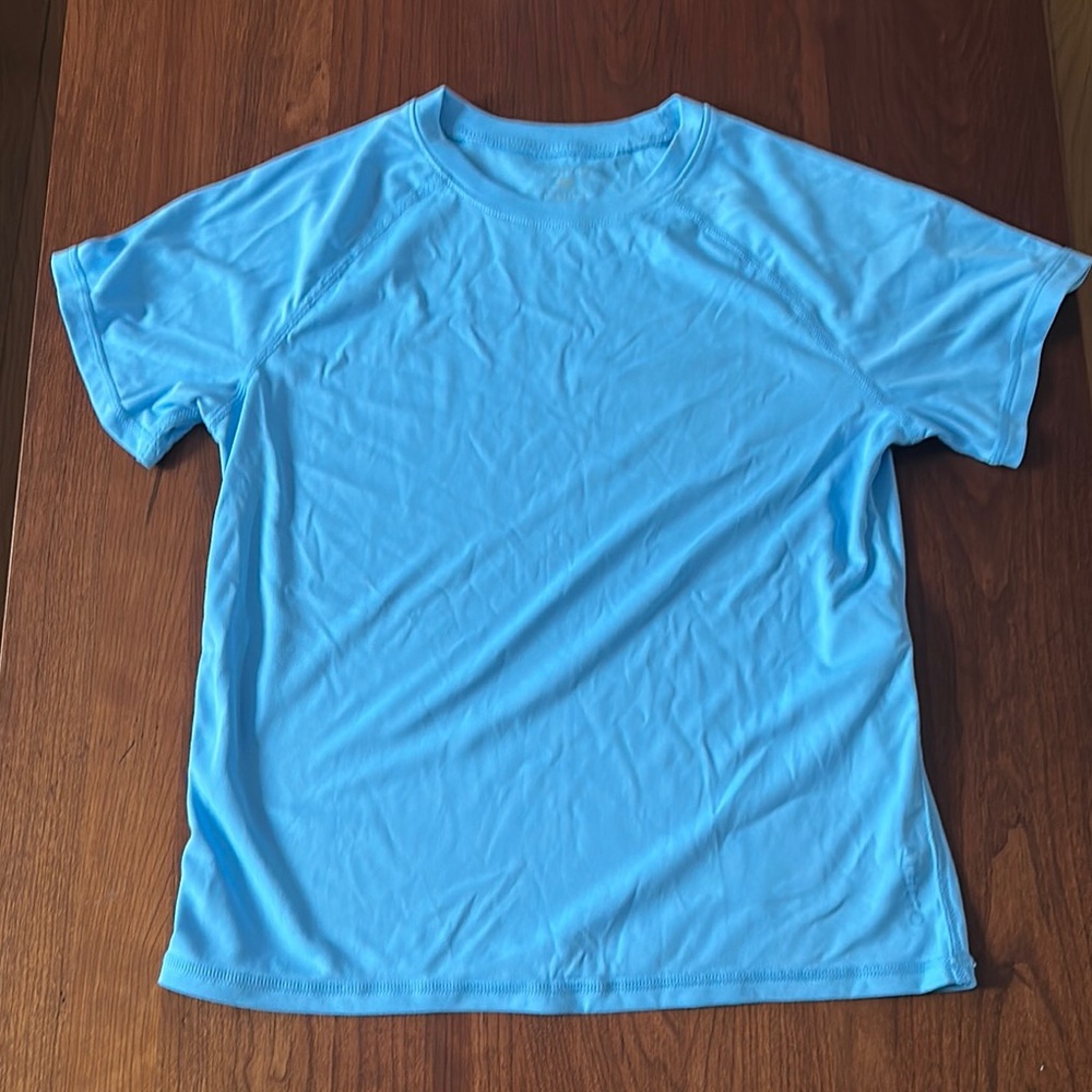 Sky Blue Dri-fit Short Sleeve Tee boys medium